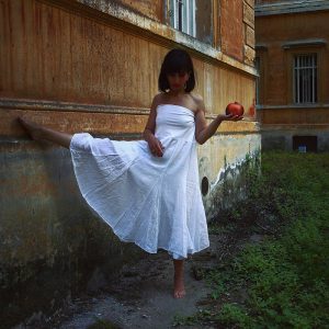 Vincenzo Travino photography Nina Della Torre gallery Madness Paints Love Nude Art