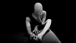 Vincenzo Travino photography - Light - Mystery - Nude Art Gallery - model Alice Mirror