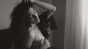 Vincenzo Travino photography - model Alessandra Giulia - Artistic Nude Gallery the Beauty that Hurts