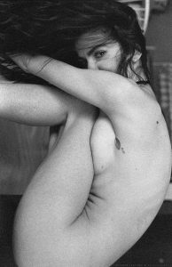 Vincenzo Travino photography - model Roberta (bubblehash) - Nude Art Gallery In a Bubble
