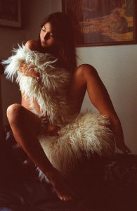 Vincenzo Travino photography - model Véra Crio - It's All True - Nude Art Gallery