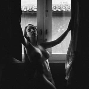 Vincenzo Travino photography - model Claudia Lion - Body of Light - Nude Art Gallery