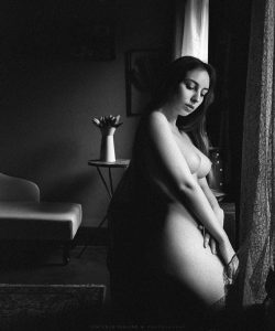 Vincenzo Travino photography - model Claudia Lion - Body of Light - Nude Art Gallery