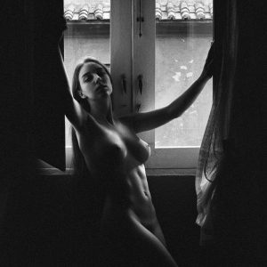 Vincenzo Travino photography - model Claudia Lion - Body of Light - Nude Art Gallery