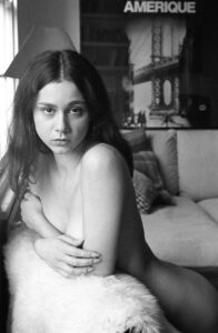 Vincenzo Travino photography - model Nausicaa Yami / Elena Salvi - Shine On Through - Nude Art Gallery